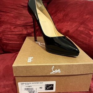 Christian Louboutin Pigalle Plato (platform) 120